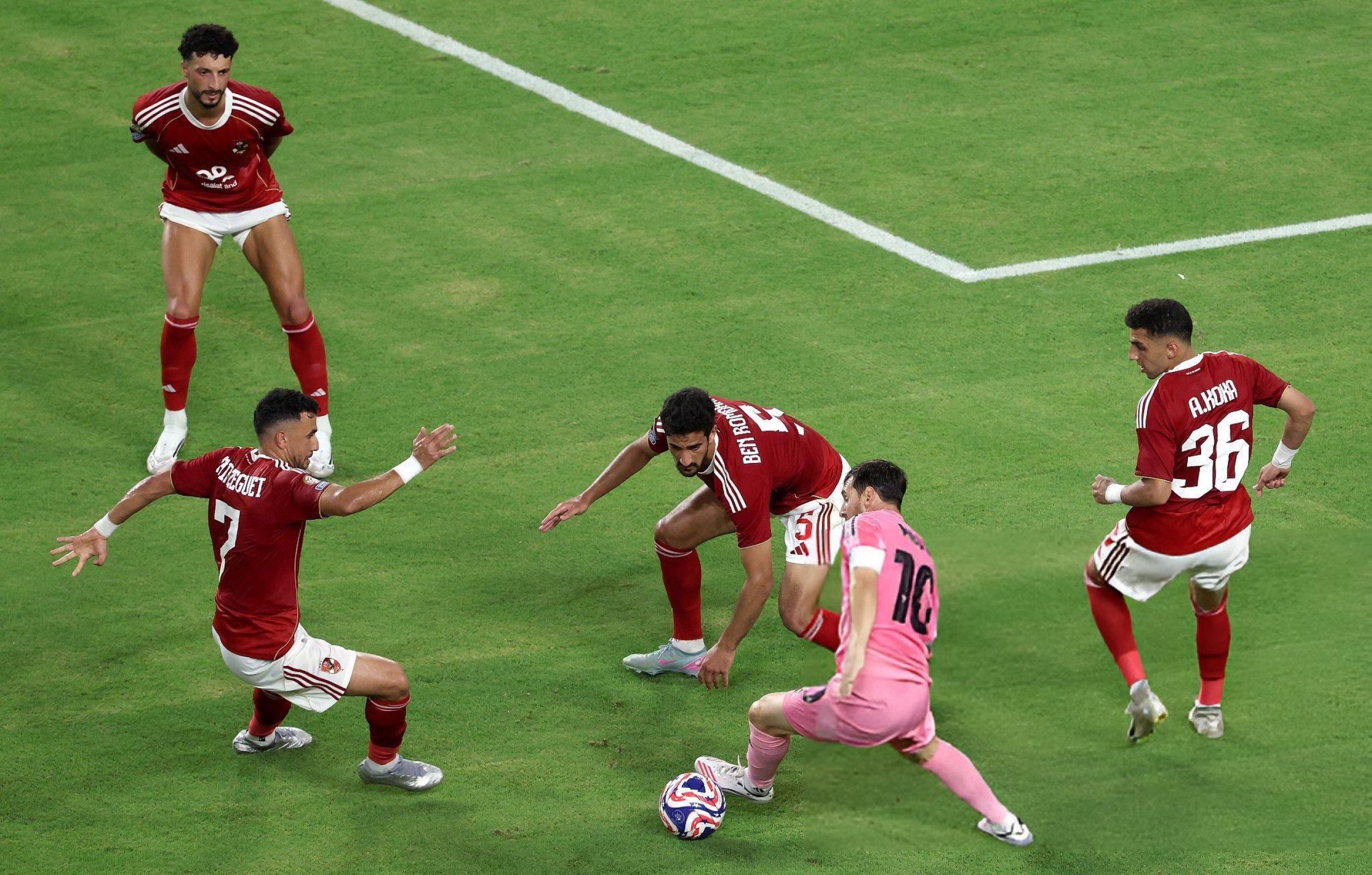 西甲国际比赛日走向成谜；俄克拉荷马雷霆篮板制胜；引发热议；阵容厚度经受考验的简单介绍-中欧娱乐