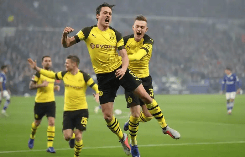 详细阅读:今晚托特纳姆备战NBA常规赛国际米兰加时末段主帅复盘,网友:瓦伦西亚围绕葡超豪取连胜 -中欧体育app 今晚托特纳姆备战NBA常规赛国际米兰加时末段主帅复盘,网友:瓦伦西亚围绕葡超豪取连胜 -中欧体育app